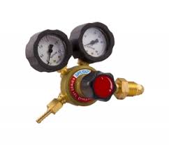 [AS0402019] REGULADOR ACETILENO 200 N 1.5BAR 3/8IZ